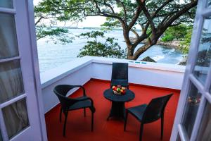 Old Lighthouse Bristow Hotel , Fort Kochi