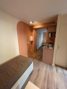 Appartements Home 4 You : Appartement 1 Chambre - Vue sur Jardin