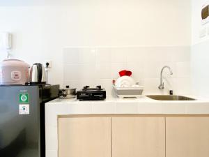 Good Choice and Nice Studio at Tokyo Riverside PIK 2 Apartment By Travelio