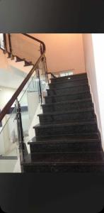 Khách Sạn Hoàng lâm