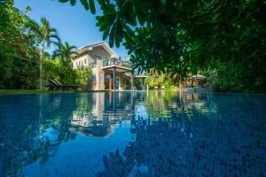 Villa Thuya - Randombe