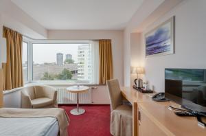 Riga Islande Hotel with FREE Parking