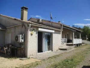 le Papé - Saint Julien Les Rosiers