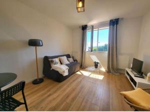 Studio cosy à 2 pas de la mer et du centre ville dHoulgate !