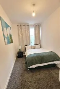Cozy 4-Bed House in Accrington - 阿克灵顿