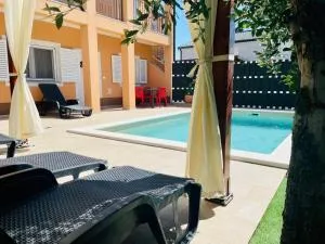 Boutique Apartment with Private Pool for Your Exclusive Use - Antinal