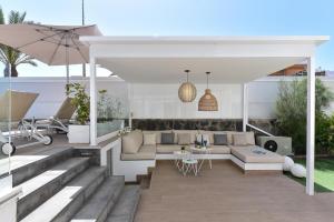 Blue Ocean by VillaGranCanaria