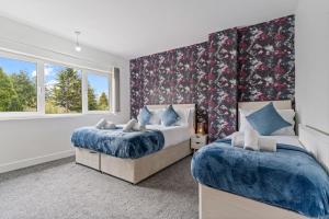 Central Birmingham NR Solihull 3 Bedrooms - Driveway for 2 vans - Contractor Housing - King-size beds - Fully Equipped Home - Excellent Location- HS2 - Digbeth - - BHX Airport - NEC- Resorts World - M42 M6 Samina - ARZ Stays