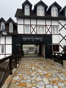 Apartman Maximus Kraljevi Čardaci