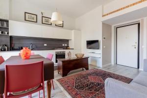 Homeby, Casa Melzo chic apartment in Porta Venezia