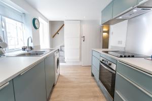 Shealing - East Wittering Fishermans Cottage