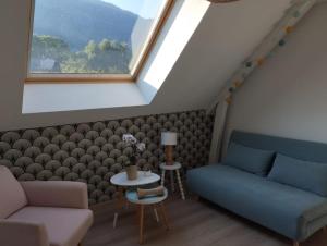 Maison entre lac et montagne