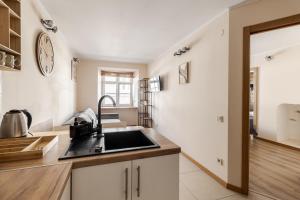 TUT Staroevreyska С Apartment