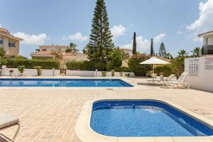 Danaos Seaside Suite 002 with Pool in Tourist Area