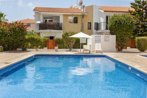 Danaos Seaside Suite 002 with Pool in Tourist Area