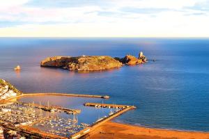 Apartament a 1a línia de mar, con WiFi