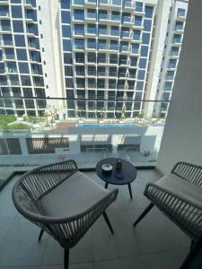 Studio with Pool, Gym, BBQ area and playground
