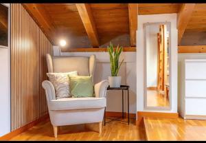 Milano Centrale - M3 Sondrio - large duplex apartment