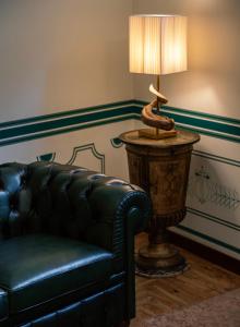 Regal House Verona REGIMENTAL