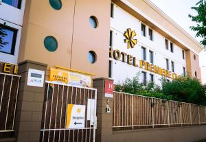 Hotels Premiere Classe Paris-Ouest Gennevilliers : photos des chambres
