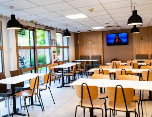 Hotels Premiere Classe Paris-Ouest Gennevilliers : photos des chambres