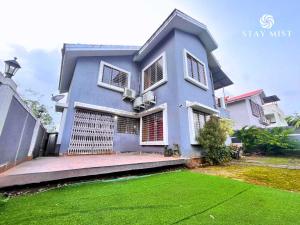 StayMist - Aegis Poolside Villa