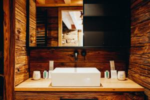 Chalet des Amis by Lodji