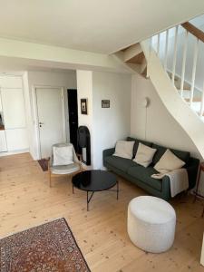 Smuk lejlighed med sundkig lige ved stranden