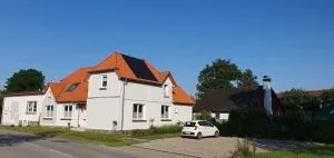 Haus Hinz 3-Zi Fe-Wo an der Ostsee - Holm