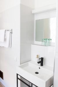 KIBI Rooms self check-in