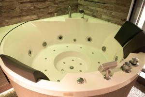 Family house with sauna close to the sea