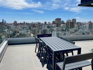 One-Bedroom Apartment in Recoleta with Panoramic Views
