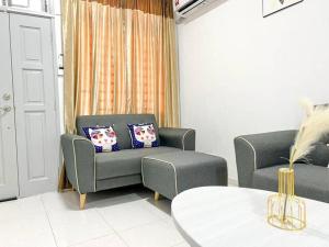 Cozy Single Landed unit to Legoland 7min 9-11pax