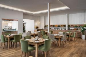 Protea Hotel by Marriott Stellenbosch & Conference Centre