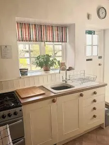 4 Bedroom Cottage in Wickwar, The Old Stables Guest House - 托特沃斯