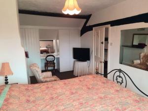 4 Bedroom Cottage in Wickwar, The Old Stables Guest House