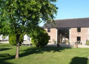 The Barn, Whitebridge Farm Holiday cottages - West Knoyle