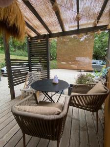 B&B / Chambres d'hotes Domaine une HALTE : photos des chambres