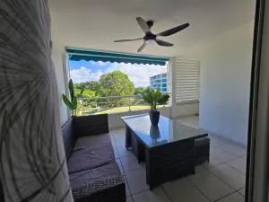 L'Orchidée de L'Occitane - 莱特鲁瓦西莱