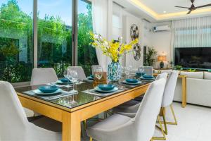 Villa Mimosa 1, Luxury 4BR with Private PoolRawai