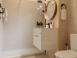 Cozy city nest 77 Plaza Afi Mall Lujerului