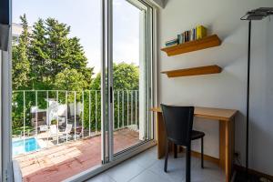 Casa Mediterránea con jardín y piscina privada