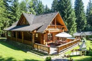 Chata Marína a Matej Kubínska hoľa - Vyšný Kubín