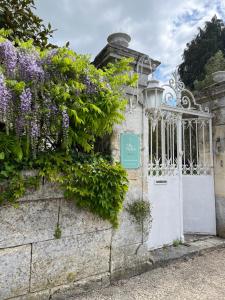 Villa Médicis - 3hvězdičkové hotely ve městě Brantôme