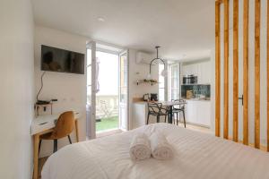 Joli studio climatisé avec terrasse - Lyon centre