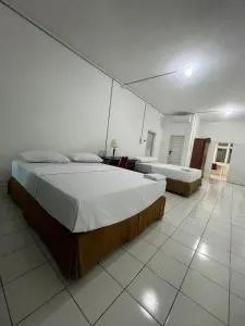 Hotel Mahkota 145 - Mamuju