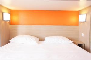 Hotels Premiere Classe Orange : photos des chambres