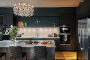 The Regency by Birch Stays