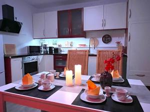 Ferienhaus "Jonagold" Meppen Ebenerdig Carport Terrasse Free WiFi 2 Schlafzimmer Küche Gäste-WC Wallbox