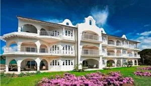 Royal Apartments 1 bedroom apartment sea views - Blowers